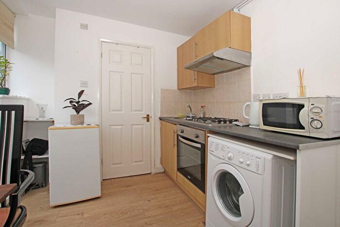 Studio To Rent In Jersey Road, Osterley, TW7