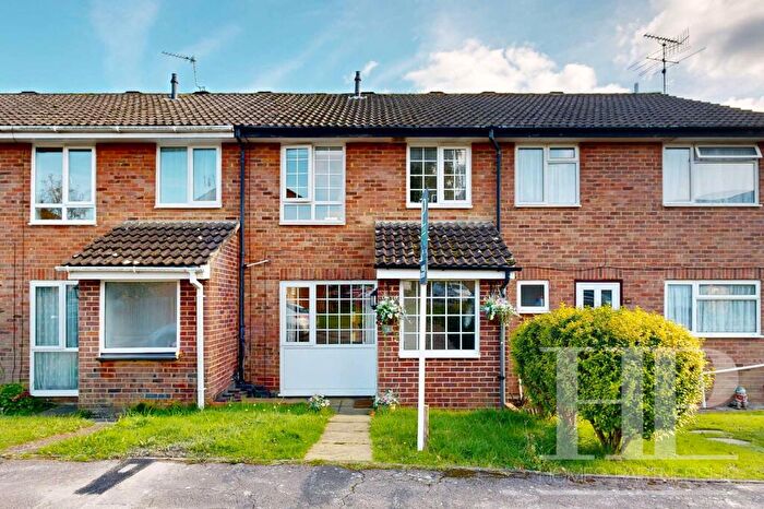3 Bedroom Terraced House For Sale In Hocken Mead, Crawley, RH10