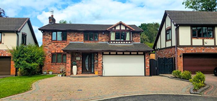 4 Bedroom Detached House For Sale In Ashcroft Close, Wilmslow, Cheshire, SK9