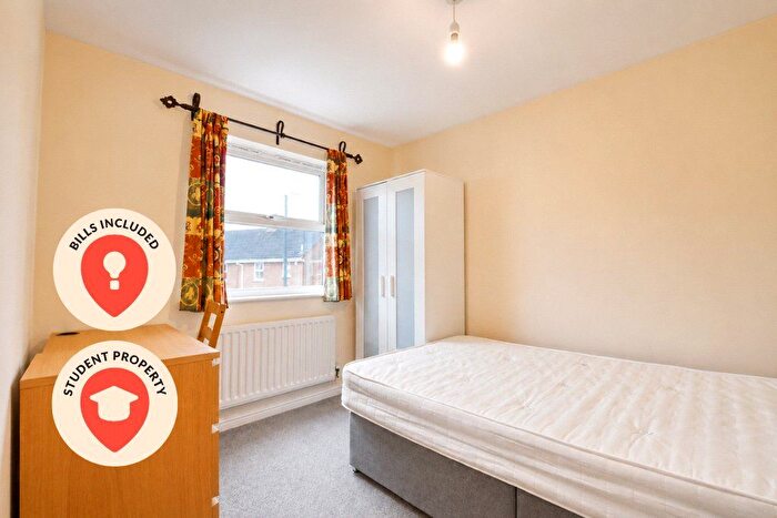 1 Bedroom Property To Rent In Lutyens Close, Stapleton, Bristol, Gloucestershire, BS16