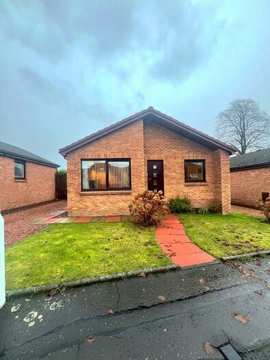 2 Bedroom Detached Bungalow To Rent In Briarhill Avenue, KY11