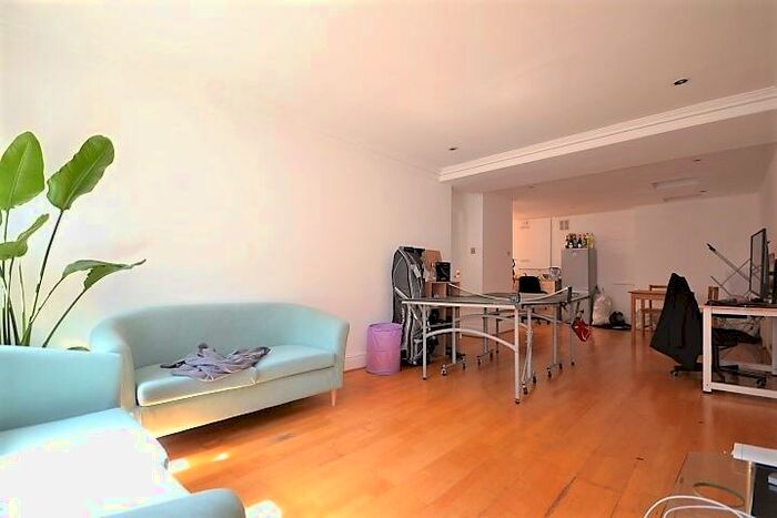 2 Bedroom Flat To Rent In Parkway, Camden, Regents Park, Primrose Hill, NW1