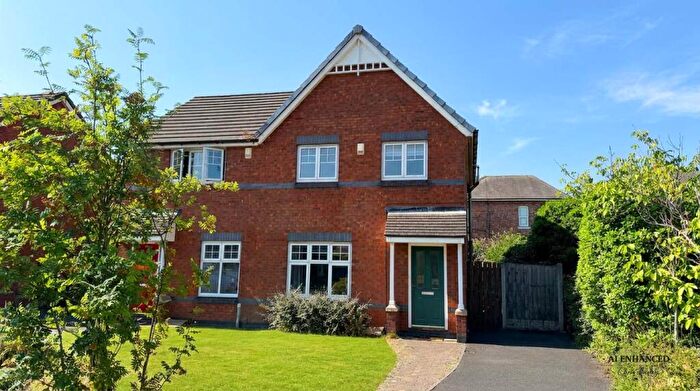 3 Bedroom Semi-Detached House For Sale In Larkspur Close, Southport, PR8
