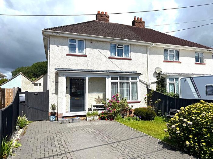 3 Bedroom Semi Detached House For Sale In Winchester Road New Milton, BH25