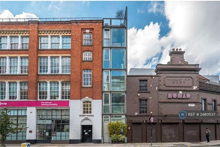 4 Bedroom Terraced House To Rent In Golden Lane, London, EC1Y