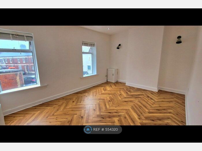 1 Bedroom Flat To Rent In Redlaver Street, Cardiff, CF11