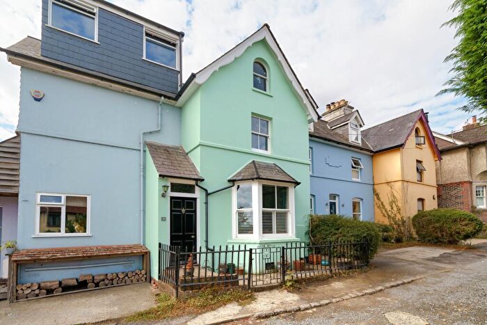 3 Bedroom Terraced House For Sale In Highfields, Forest Row, RH18
