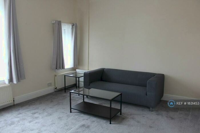 1 Bedroom Flat To Rent In Robin Hood Lane, Birmingham, B28