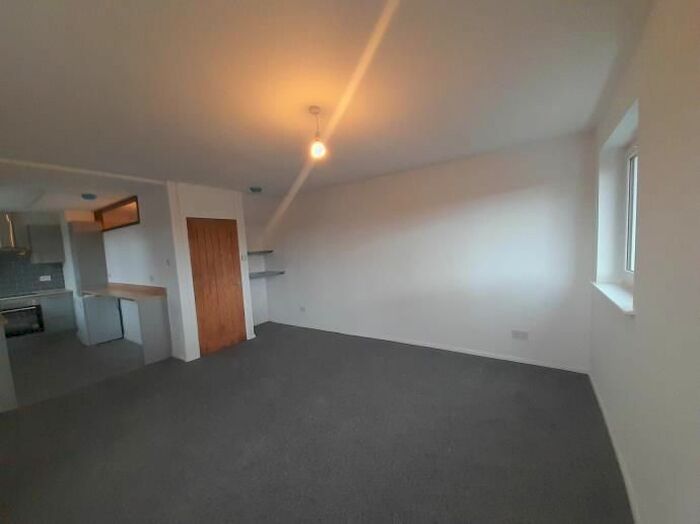 2 Bedroom Maisonette To Rent In Nimmo Place, Perth, PH1