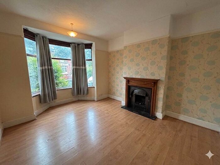 3 Bedroom Terraced House To Rent In Wakefield Road, Pontefract, WF8