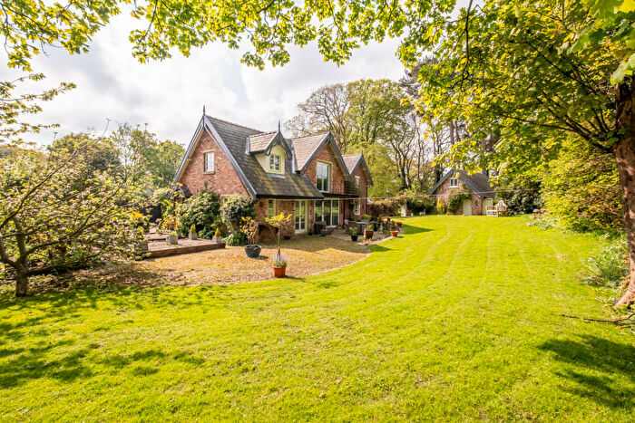 5 Bedroom Detached House For Sale In Moss Side Lane, Wrea Green, PR4