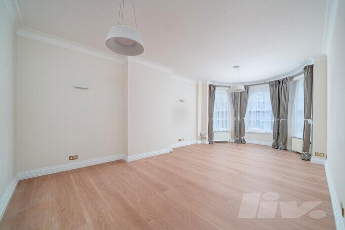 3 Bedroom Apartment To Rent In South Lodge, Circus Road, St John's Wood, NW8