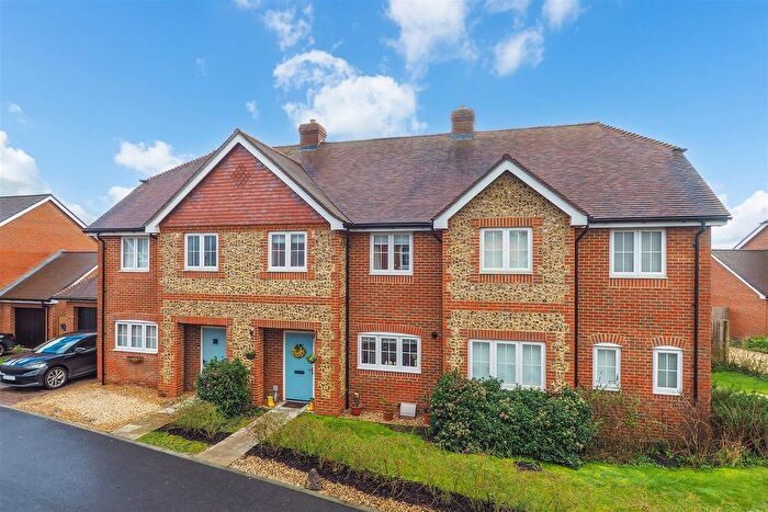 3 Bedroom Terraced House For Sale In Holbrooke Place, Hurstbourne Priors, Whitchurch, RG28