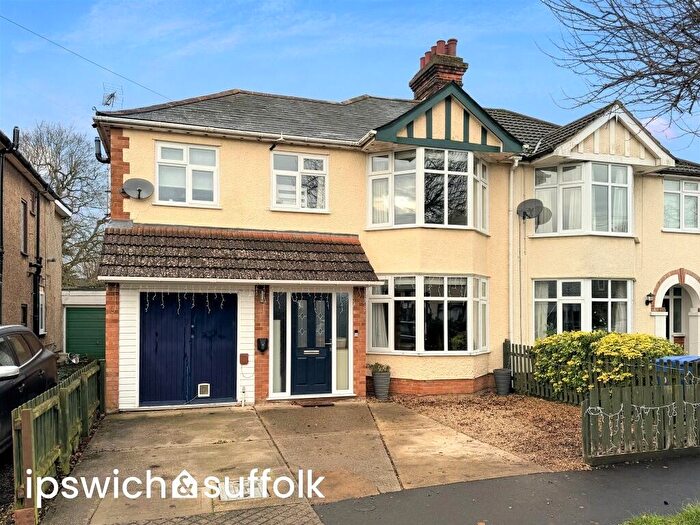 4 Bedroom Semi Detached House For Sale In Westbury Road, Ipswich, IP4