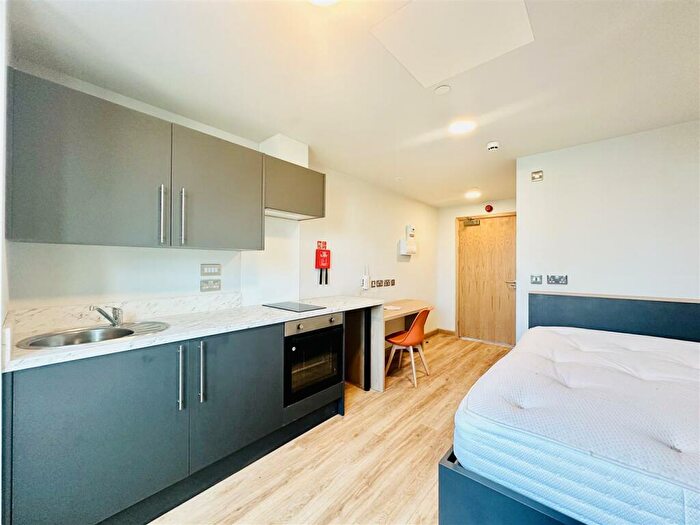 Studio To Rent In Fourth Floor Studio, Felix Apartments, Nottingham, NG1