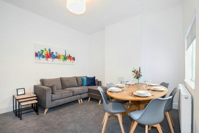 4 Bedroom Semi-Detached House To Rent In Summerfield Crescent, Edgbaston, Birmingham, B16