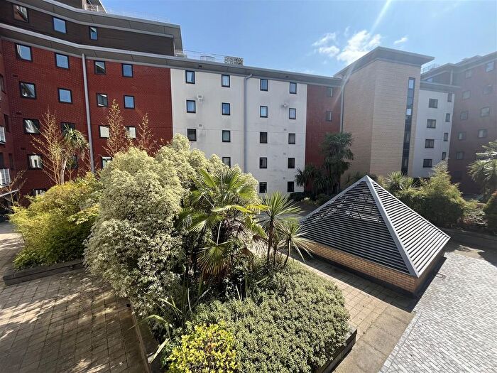 Studio To Rent In Watermarque, Browning Street, B16