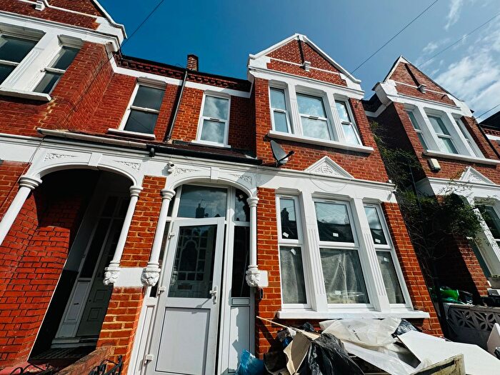 5 Bedroom Terraced House To Rent In Norfolk House Road, London, SW16