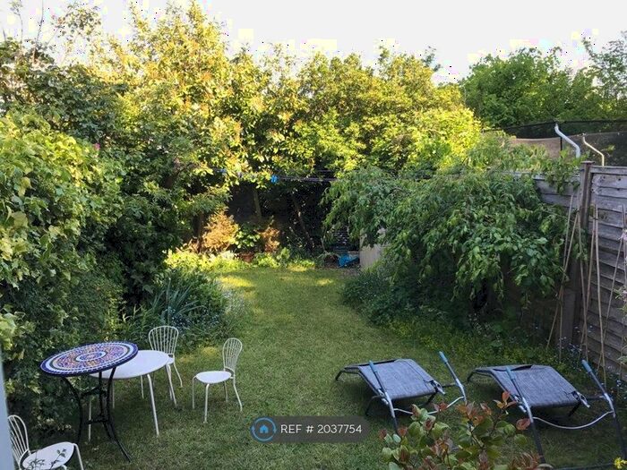 2 Bedroom Terraced House To Rent In Pittville Gardens, London, SE25