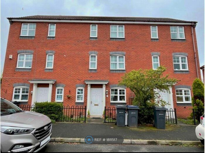 4 Bedroom Terraced House To Rent In Jubilee Gardens, Birmingham, B23