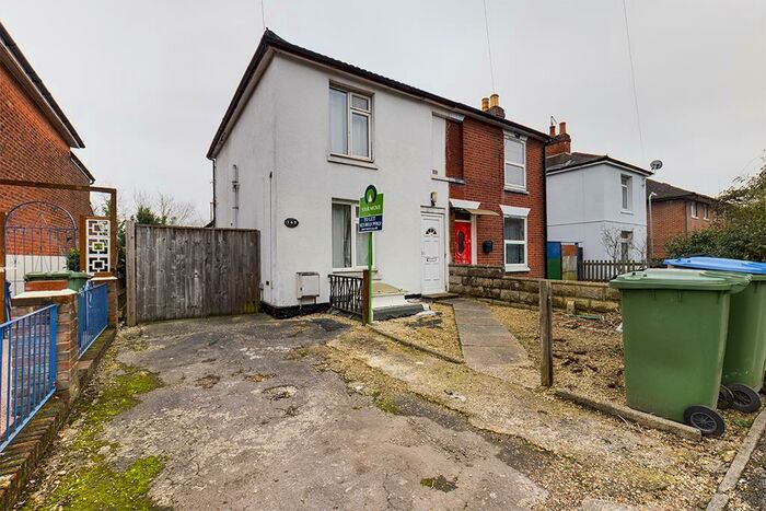 5 Bedroom Private Hall To Rent In Osborne Road North - Student Property, SO17