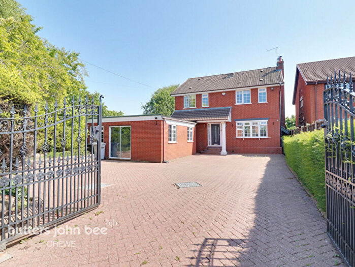 6 Bedroom Detached House For Sale In Sydney Road, Crewe, CW1