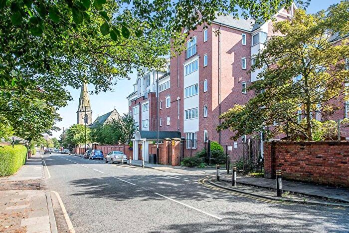 2 Bedroom Flat To Rent In Park Hall, The Cloisters, Sunderland, Tyne And Wear, SR2