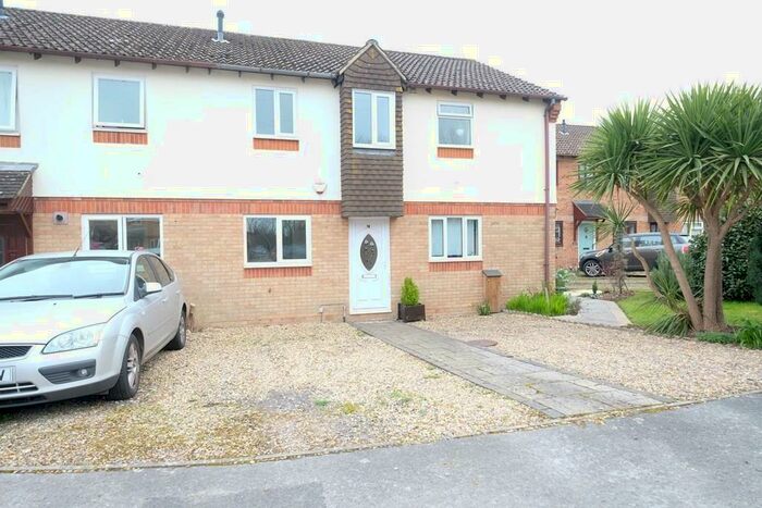 2 Bedroom Terraced House To Rent In Tides Way, SO40