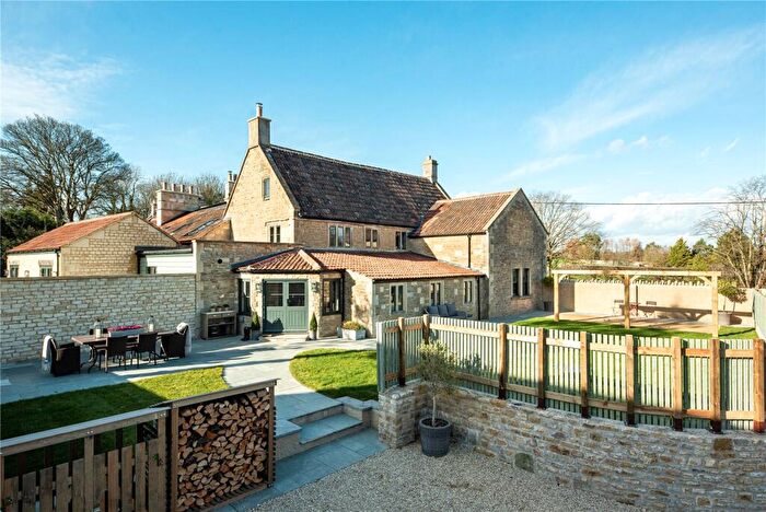 4 Bedroom Semi-Detached House For Sale In Farleigh Wick, Bradford-on-Avon, Wiltshire, BA15