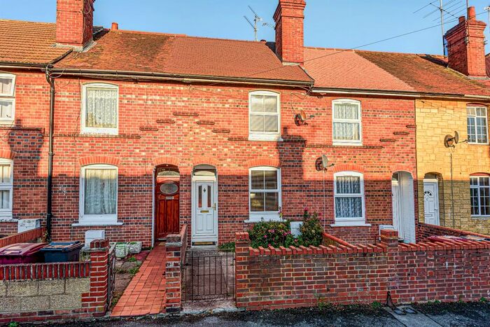 2 Bedroom Terraced House To Rent In Liverpool Road, Reading RG1