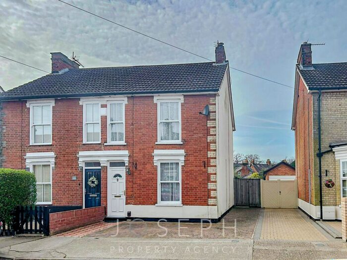 3 Bedroom End Of Terrace House To Rent In Levington Road, Ipswich, IP3