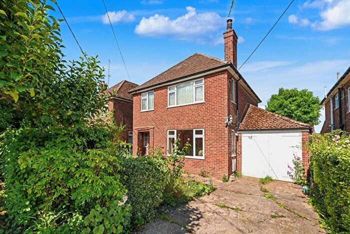 3 Bedroom Detached House For Sale In Church Road, Pitstone, Leighton Buzzard, LU7