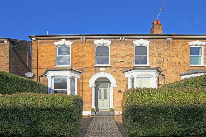 1 Bedroom Flat To Rent In Lordship Park, London, N16