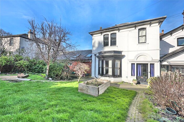 4 Bedroom Semi Detached House For Sale In Newtown Road, Malvern, Worcestershire, WR14