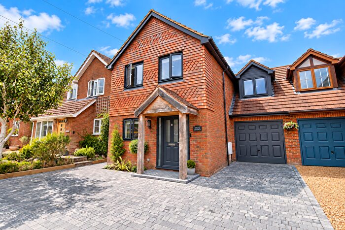 4 Bedroom Detached House For Sale In Dorothy Avenue, Cranbrook, TN17