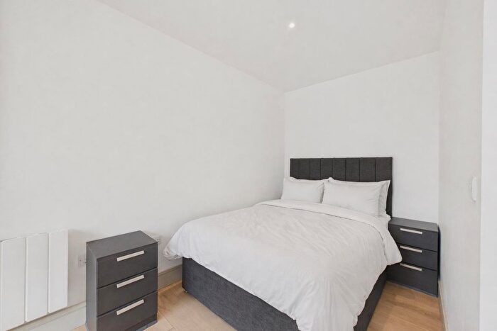 Studio To Rent In Osborn House, London, SE3