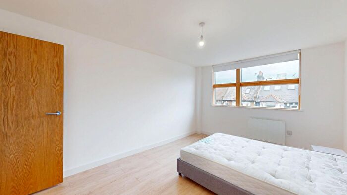 1 Bedroom Flat To Rent In Trundleys Road, London, SE8