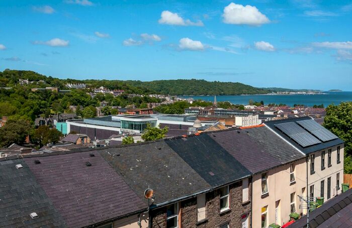 5 Bedroom Terraced House To Rent In Caellepa, Bangor, Gwynedd, LL57