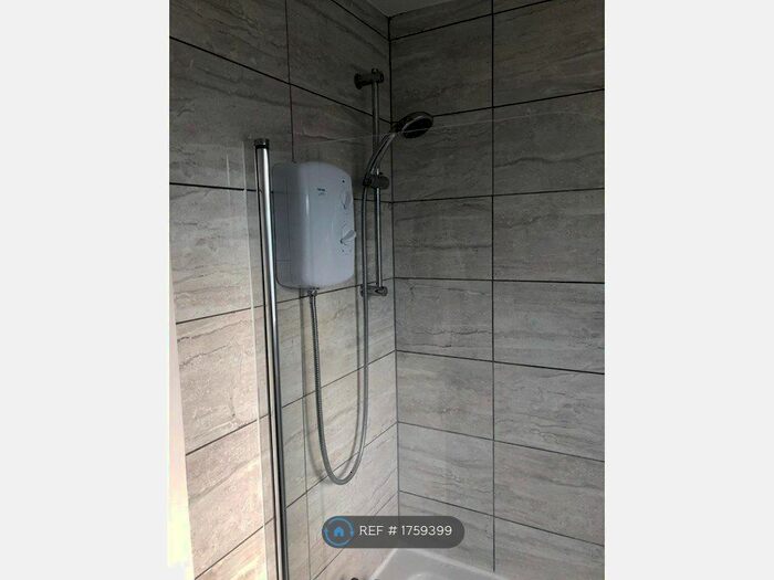 3 Bedroom Semi-Detached House To Rent In Chilson Drive, Mickleover, Derby, DE3