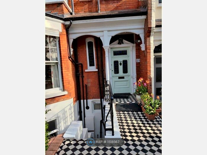 1 Bedroom Flat To Rent In Woodland Rise, London, N10