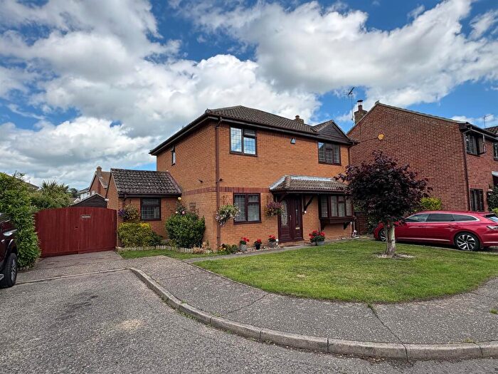 4 Bedroom Detached House For Sale In The Hornbeams, Little Oakley, Harwich, CO12
