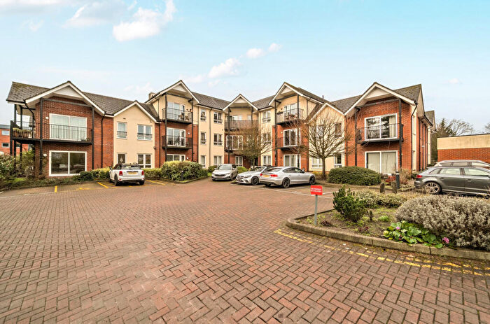 1 Bedroom Apartment For Sale In London Road, Binfield, Bracknell, RG42