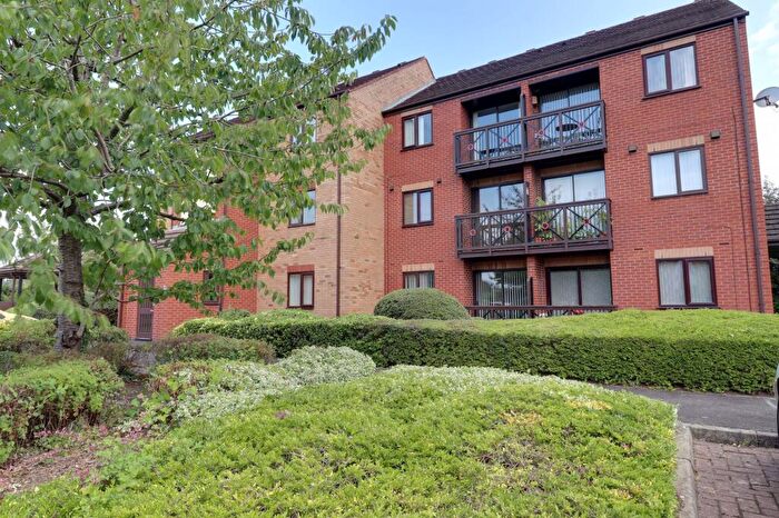 1 Bedroom Flat To Rent In Peter James Court, Stafford, ST16