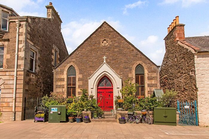 4 Bedroom Detached House For Sale In High Street, Newburgh, Cupar, KY14