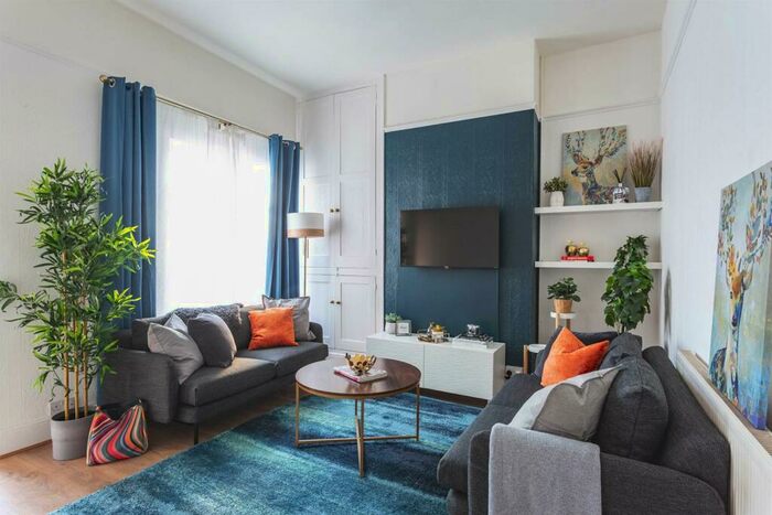 4 Bedroom House To Rent In Surrey Street, Derby, DE22