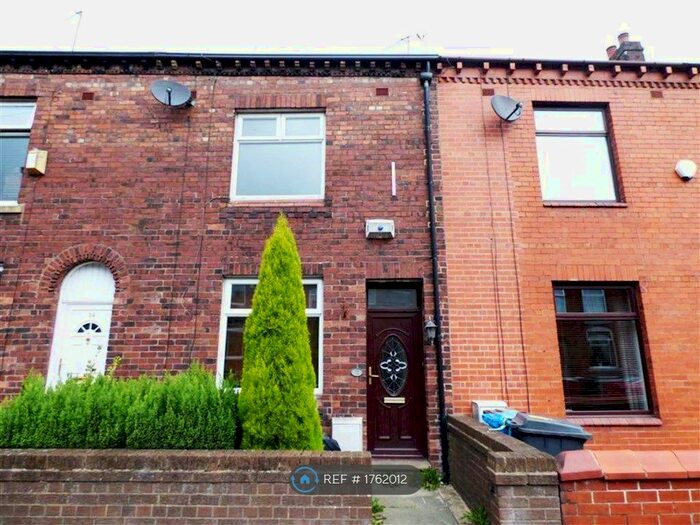 2 Bedroom Terraced House To Rent In George Street, Chadderton, OL9
