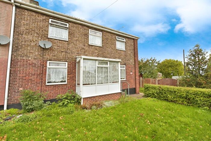 3 Bedroom Semi-Detached House For Sale In Blyth Avenue, Rawmarsh, Rotherham, South Yorkshire, S62