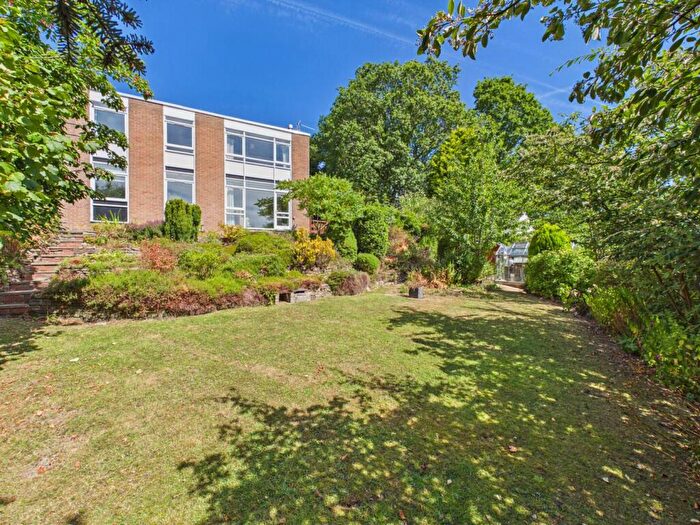 4 Bedroom Detached House For Sale In Canterbury Crescent, Fulwood, Sheffield, S10