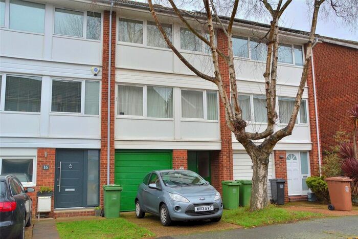 3 Bedroom Town House To Rent In Coppelia Road, London, SE3