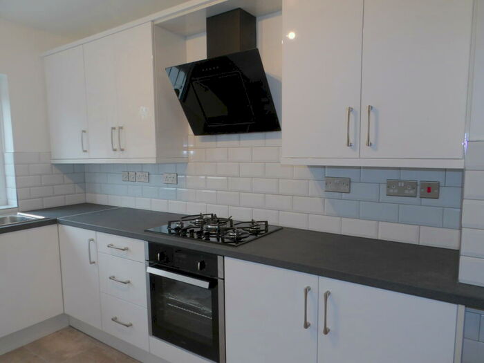 4 Bedroom House To Rent In Franklyn Gardens, Wollaton, NG8